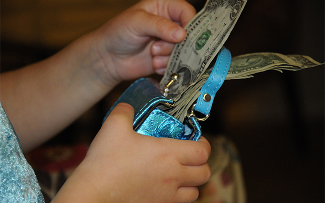 Алиментные обязательства других членов семьи. Кто? Как? Когда?