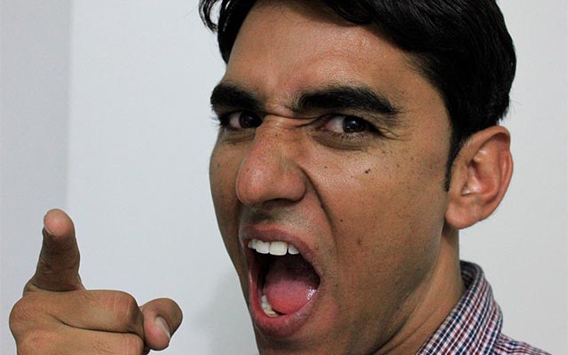 Как привлечь к ответственности оскорбителя