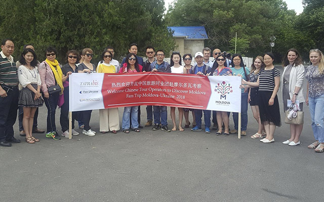 Туроператоры из Китая изучают туристические маршруты обоих берегов Днестра