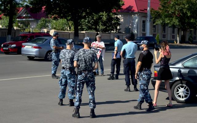 Тираспольский городской суд вынес решение по делу о незаконном задержании Степана Поповского во время проведения одиночного пикета