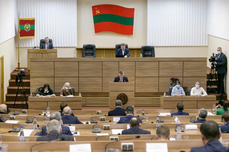 Открытость судов, реабилитация нацизма и обращения в мессенджерах: как изменилось законодательство ПМР в сфере свободы информации в 2021?